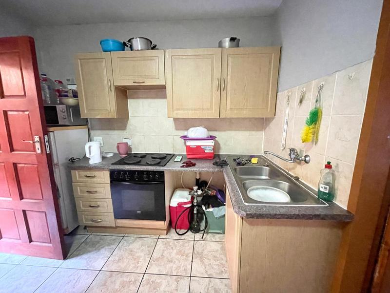 1 Bedroom Property for Sale in Kannoniers Park North West